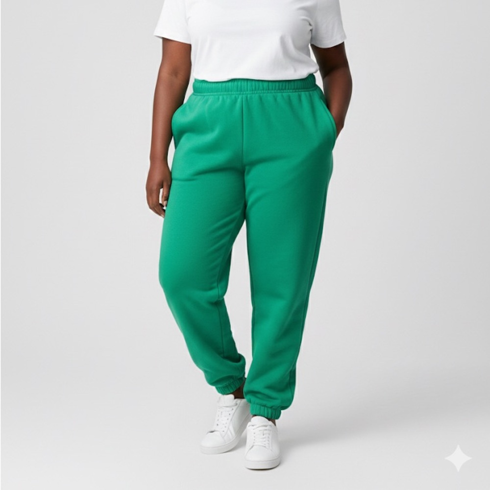 GAP women’s large Vibrant Green Joggers warm, thick, very soft inside
